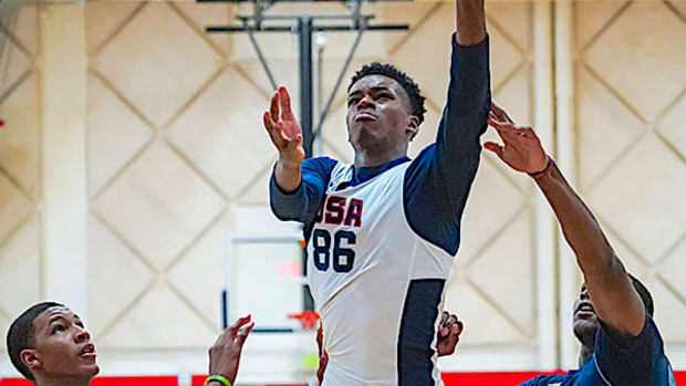 DaRon Holmes